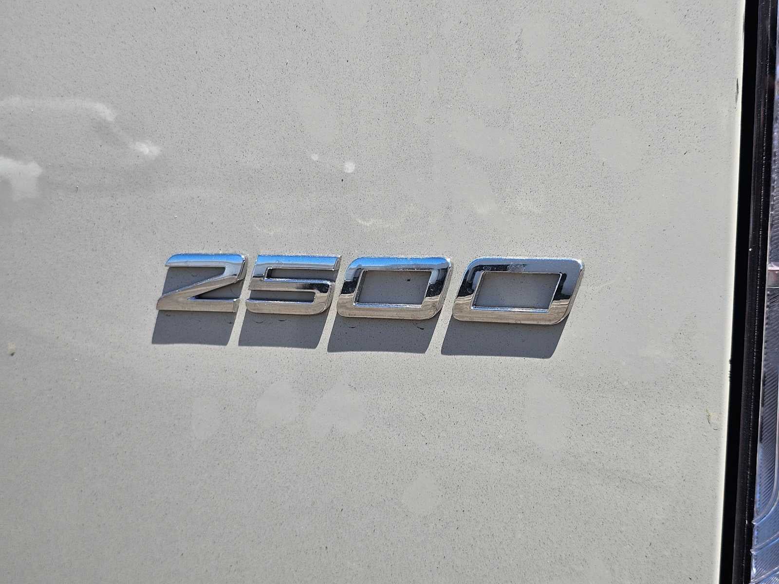 2026 Mercedes-Benz Sprinter Crew 2500 Standard Roof I4 Diesel HO 144 AWD