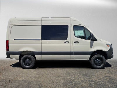 2026 Mercedes-Benz Sprinter Crew 2500 Standard Roof I4 Diesel HO 144 AWD