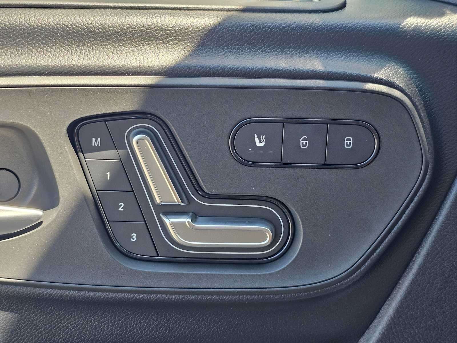 2026 Mercedes-Benz Sprinter Crew 2500 Standard Roof I4 Diesel HO 144 AWD