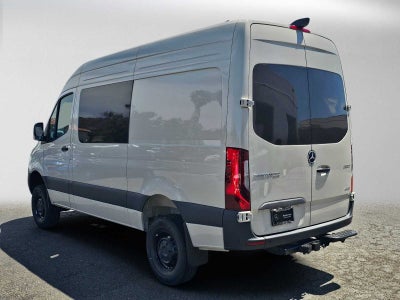 2026 Mercedes-Benz Sprinter Crew 2500 Standard Roof I4 Diesel HO 144 AWD
