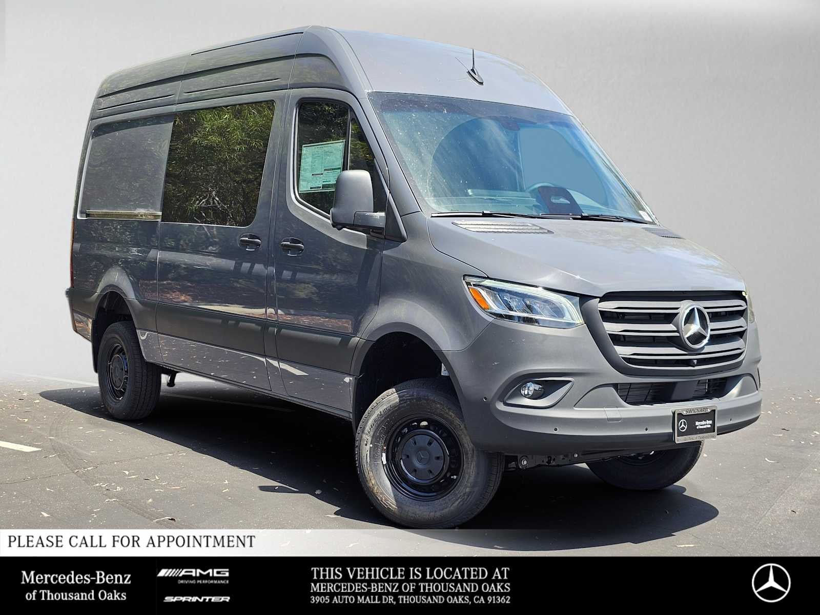 2026 Mercedes-Benz Sprinter Cargo 2500 Standard Roof I4 Diesel HO 144 AWD