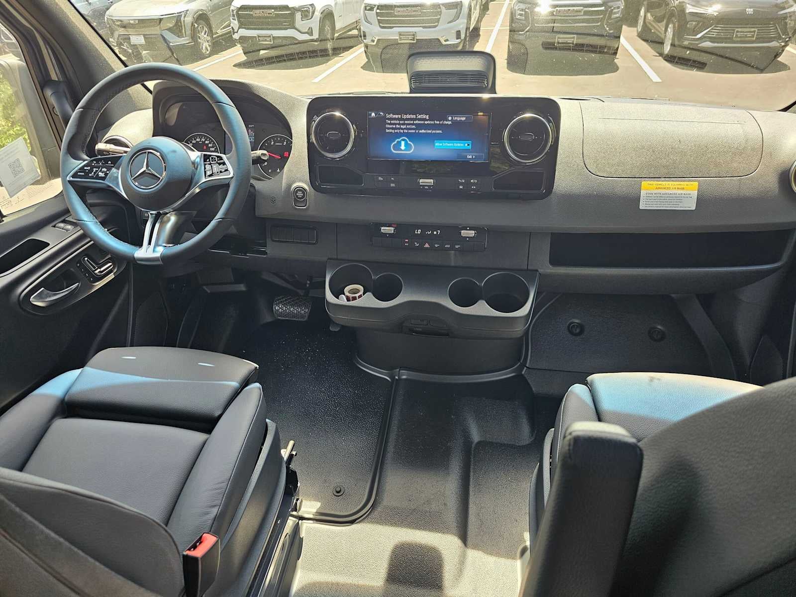 2026 Mercedes-Benz Sprinter Cargo 2500 Standard Roof I4 Diesel HO 144 AWD