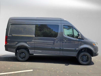 2026 Mercedes-Benz Sprinter Cargo 2500 Standard Roof I4 Diesel HO 144 AWD