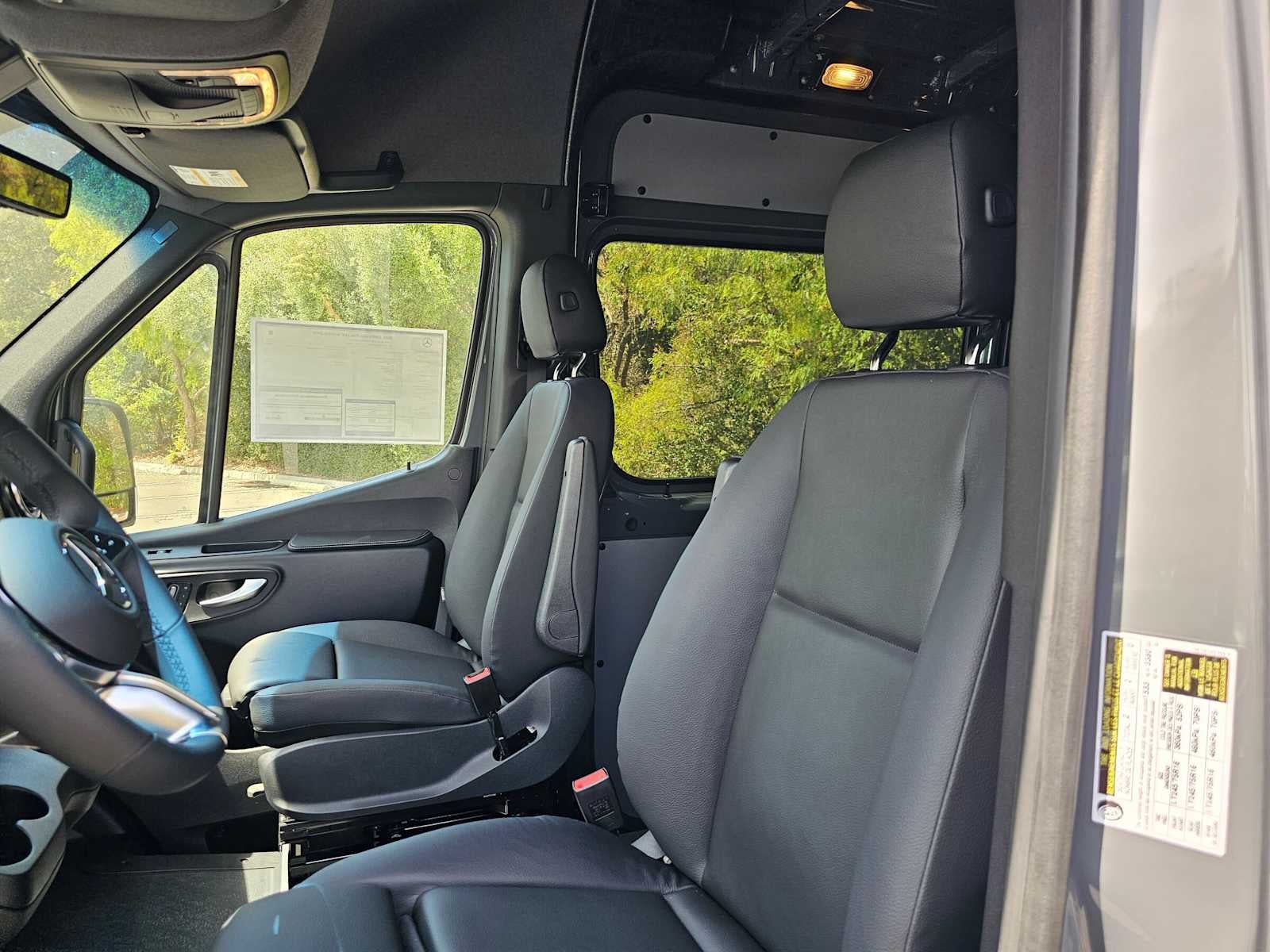 2026 Mercedes-Benz Sprinter Cargo 2500 Standard Roof I4 Diesel HO 144 AWD