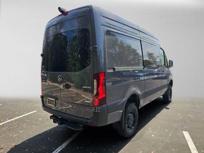 2026 Mercedes-Benz Sprinter Cargo 2500 Standard Roof I4 Diesel HO 144 AWD