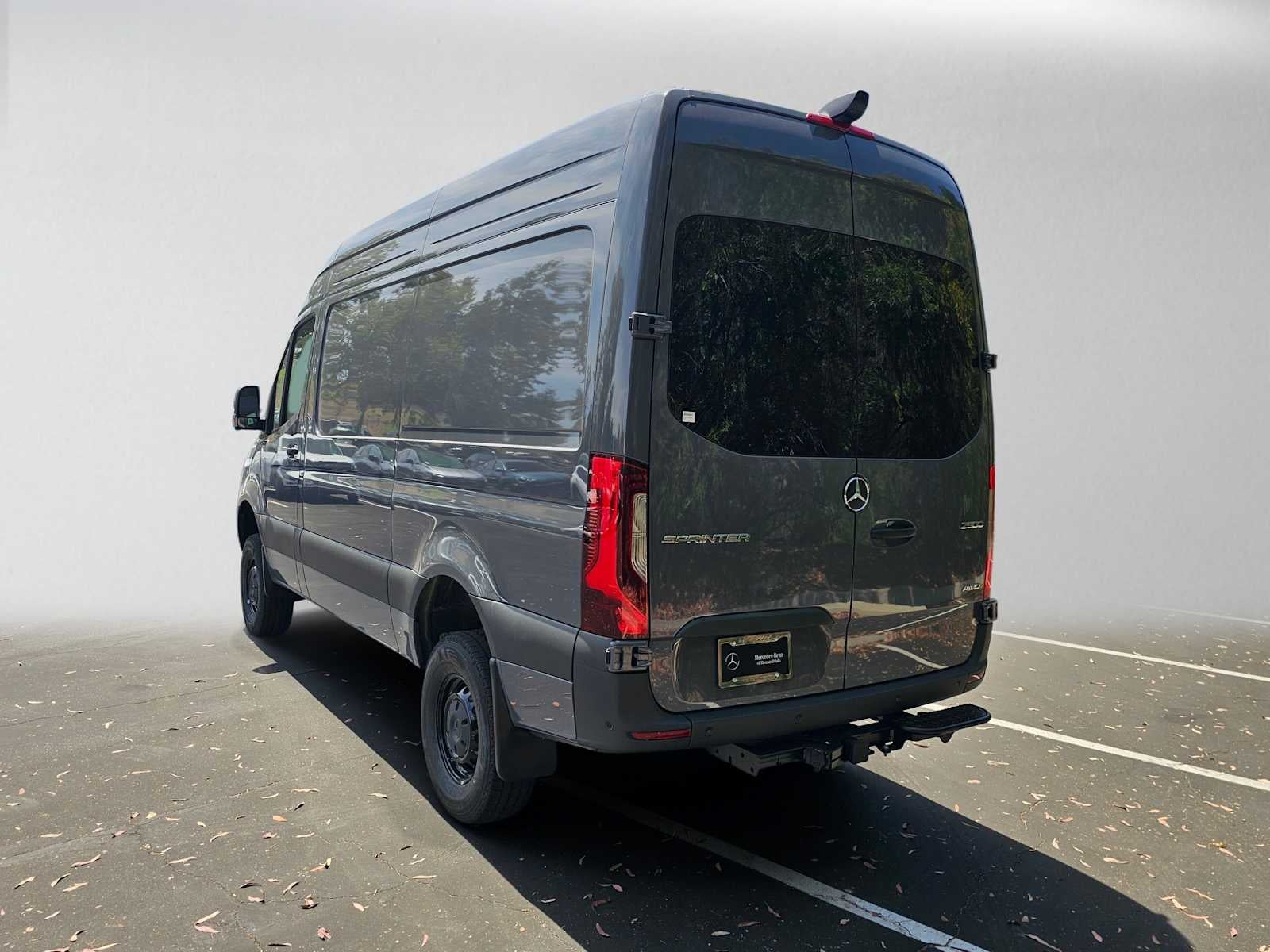 2026 Mercedes-Benz Sprinter Cargo 2500 Standard Roof I4 Diesel HO 144 AWD