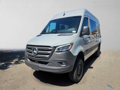 2026 Mercedes-Benz Sprinter Crew 2500 Standard Roof I4 Diesel HO 144 AWD