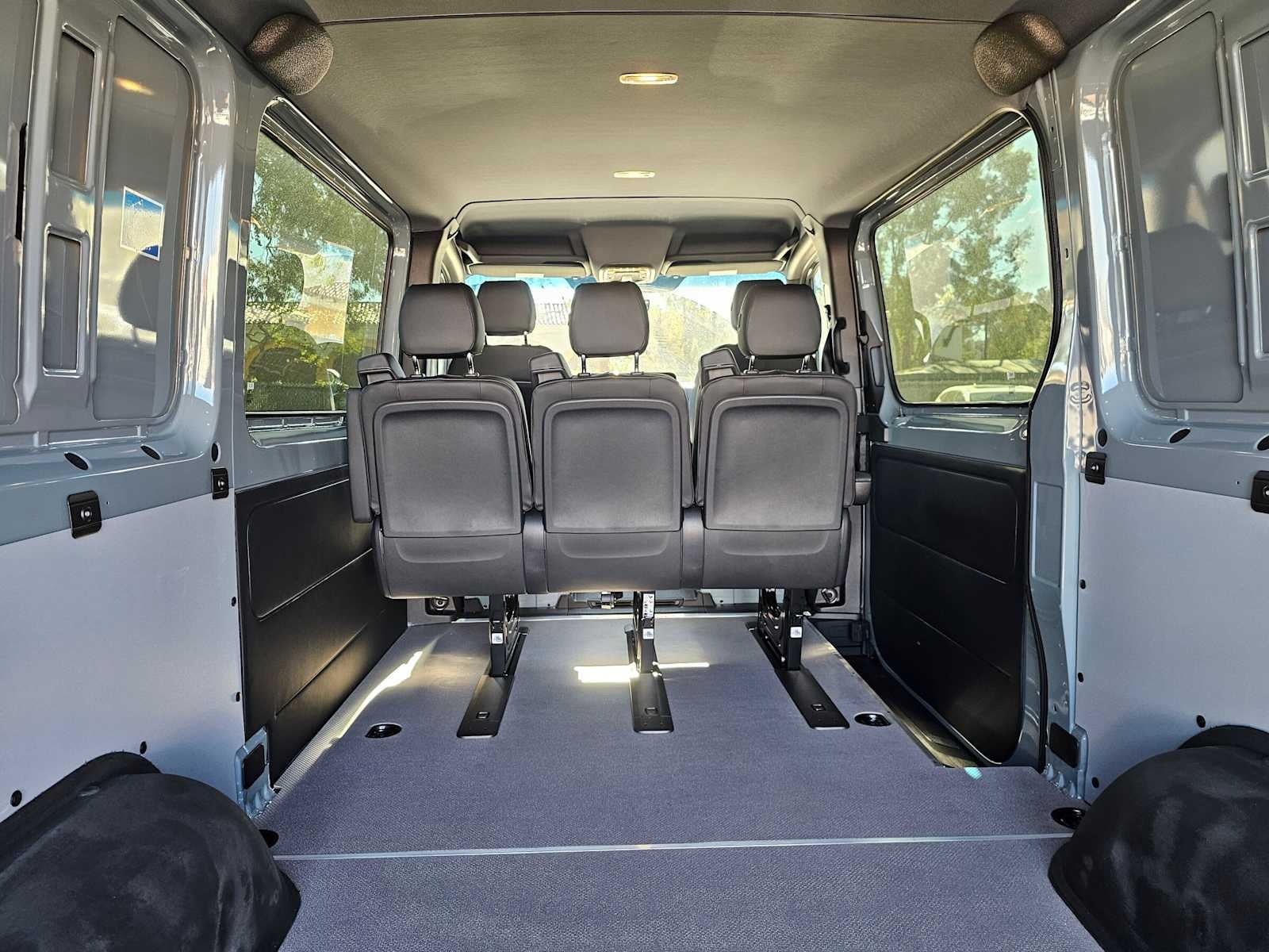 2026 Mercedes-Benz Sprinter Crew 2500 Standard Roof I4 Diesel HO 144 AWD