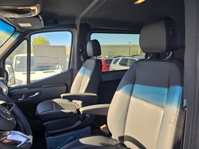 2026 Mercedes-Benz Sprinter Crew 2500 Standard Roof I4 Diesel HO 144 AWD