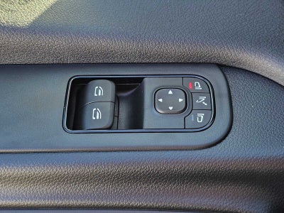 2026 Mercedes-Benz Sprinter Crew 2500 Standard Roof I4 Diesel HO 144 AWD
