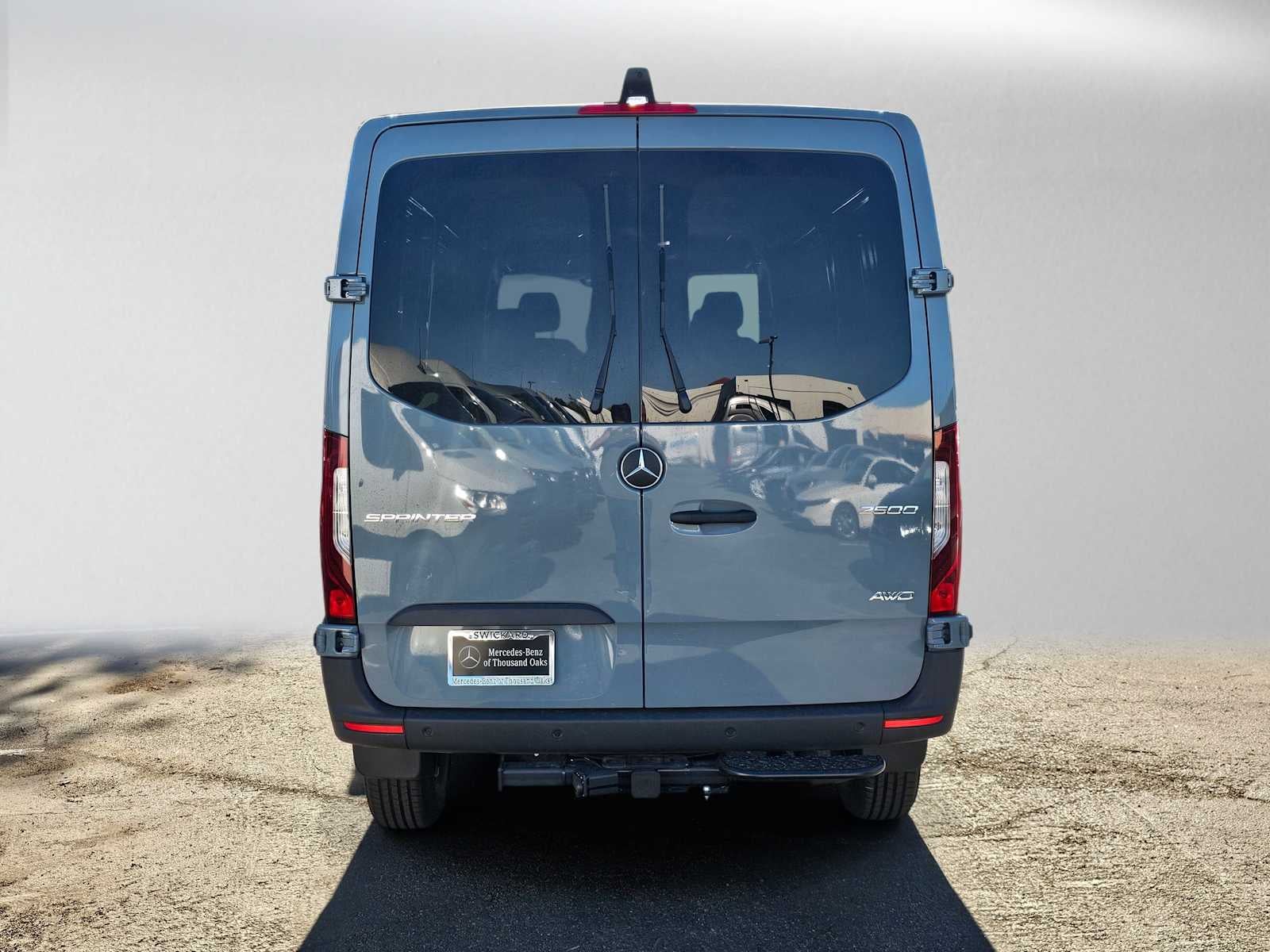 2026 Mercedes-Benz Sprinter Crew 2500 Standard Roof I4 Diesel HO 144 AWD