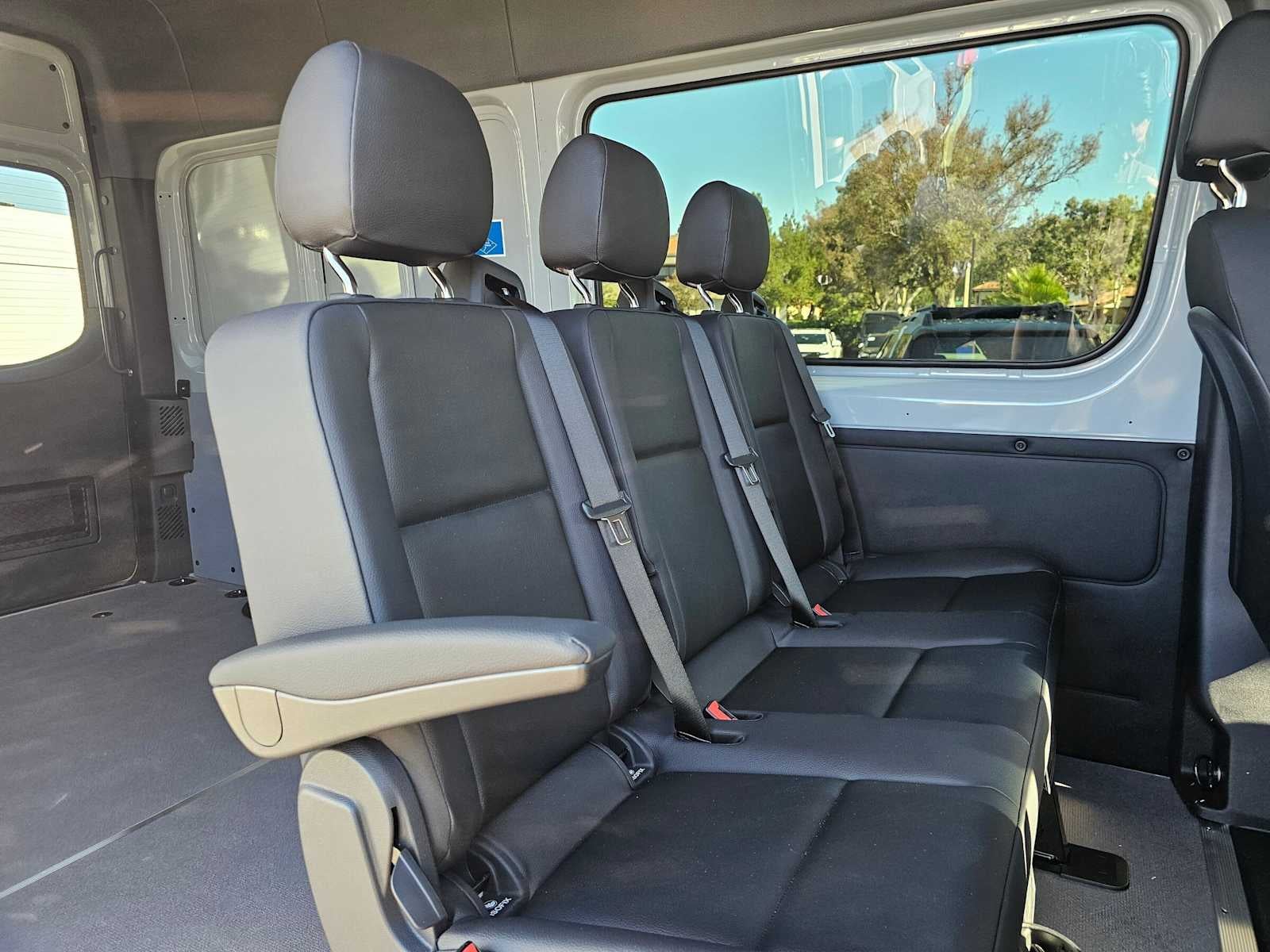 2026 Mercedes-Benz Sprinter Crew 2500 Standard Roof I4 Diesel HO 144 AWD