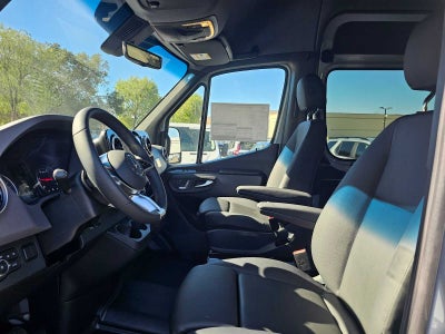 2026 Mercedes-Benz Sprinter Crew 2500 Standard Roof I4 Diesel HO 144 AWD