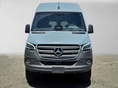 2026 Mercedes-Benz Sprinter 2500 Standard Roof I4 Diesel HO 144 AWD