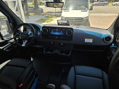 2026 Mercedes-Benz Sprinter 2500 Standard Roof I4 Diesel HO 144 AWD