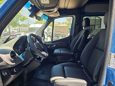 2026 Mercedes-Benz Sprinter 2500 Standard Roof I4 Diesel HO 144 AWD