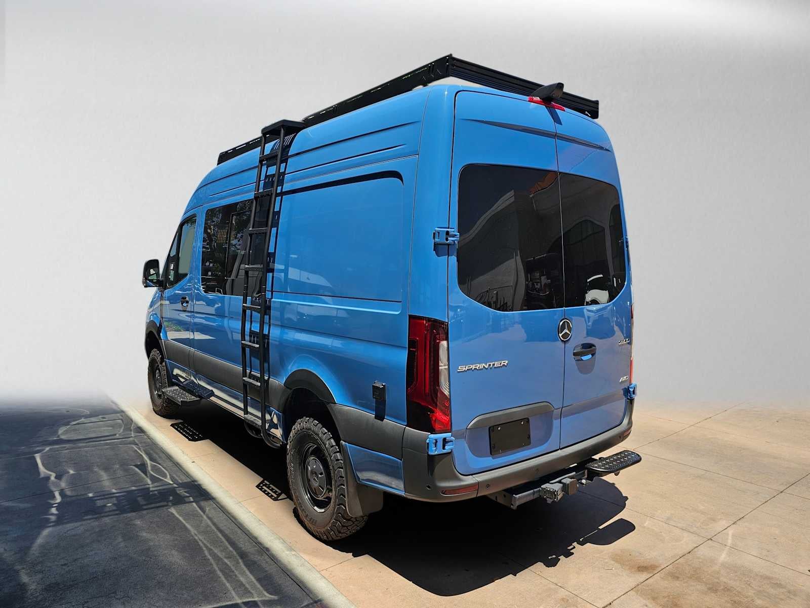 2026 Mercedes-Benz Sprinter 2500 Standard Roof I4 Diesel HO 144 AWD