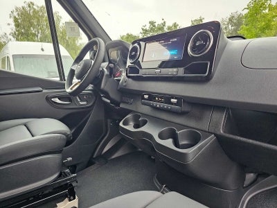 2026 Mercedes-Benz Sprinter 2500 Standard Roof I4 Diesel HO 144 AWD