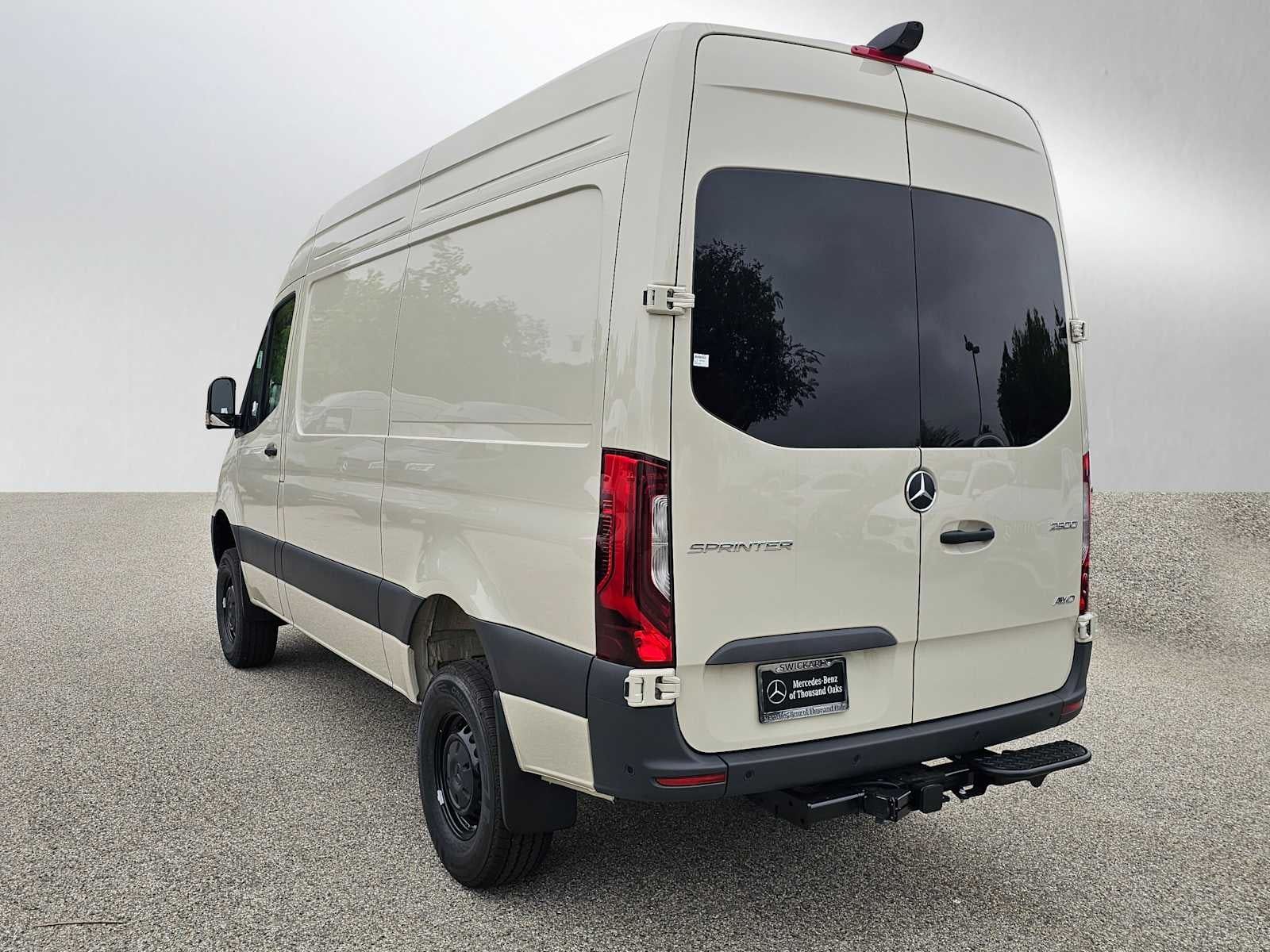 2026 Mercedes-Benz Sprinter 2500 Standard Roof I4 Diesel HO 144 AWD