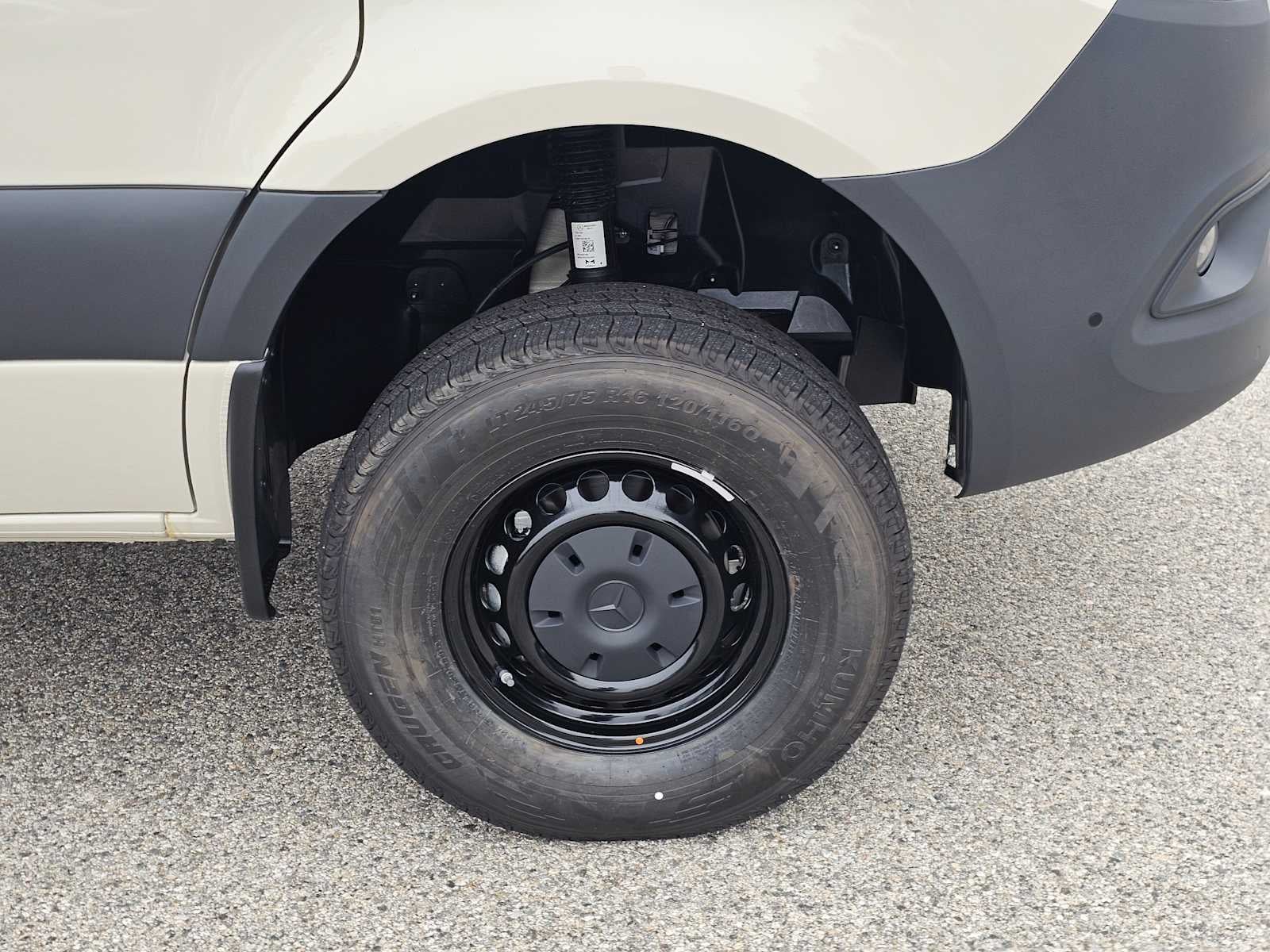 2026 Mercedes-Benz Sprinter 2500 Standard Roof I4 Diesel HO 144 AWD