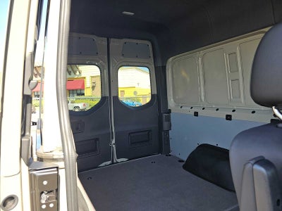 2026 Mercedes-Benz Sprinter 2500 Standard Roof I4 Diesel HO 144 AWD