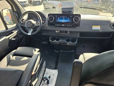 2026 Mercedes-Benz Sprinter 2500 Standard Roof I4 Diesel HO 144 AWD