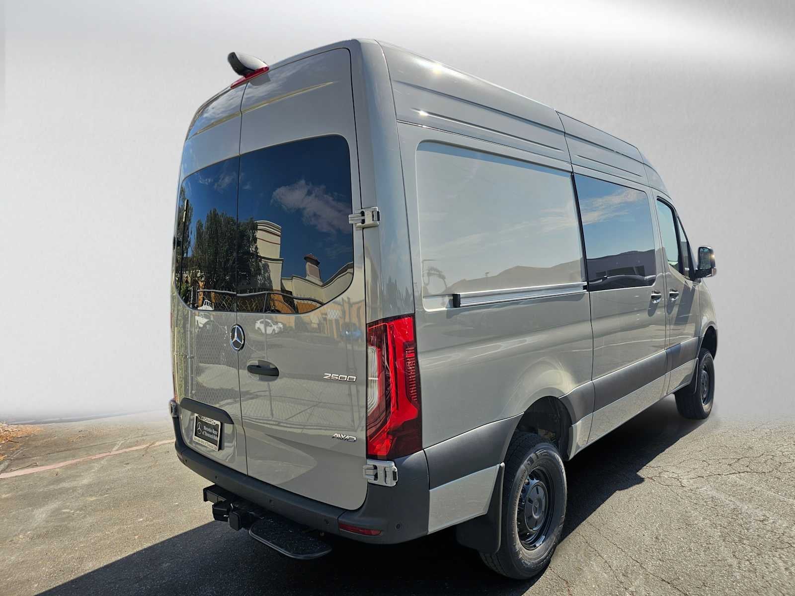 2026 Mercedes-Benz Sprinter 2500 Standard Roof I4 Diesel HO 144 AWD