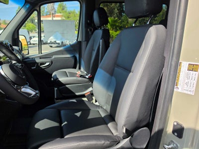2026 Mercedes-Benz Sprinter Crew 2500 Standard Roof I4 Diesel HO 144 AWD