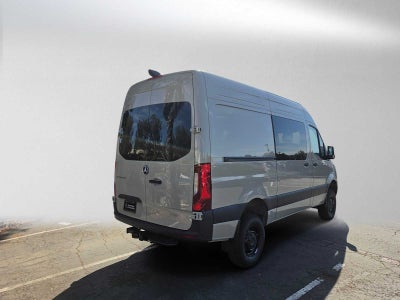 2026 Mercedes-Benz Sprinter Crew 2500 Standard Roof I4 Diesel HO 144 AWD
