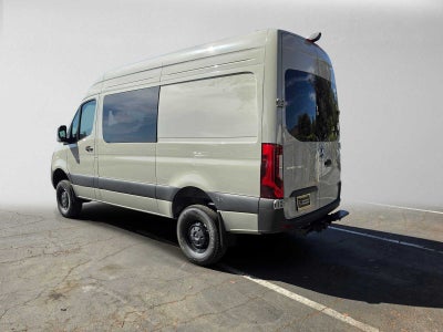 2026 Mercedes-Benz Sprinter Crew 2500 Standard Roof I4 Diesel HO 144 AWD