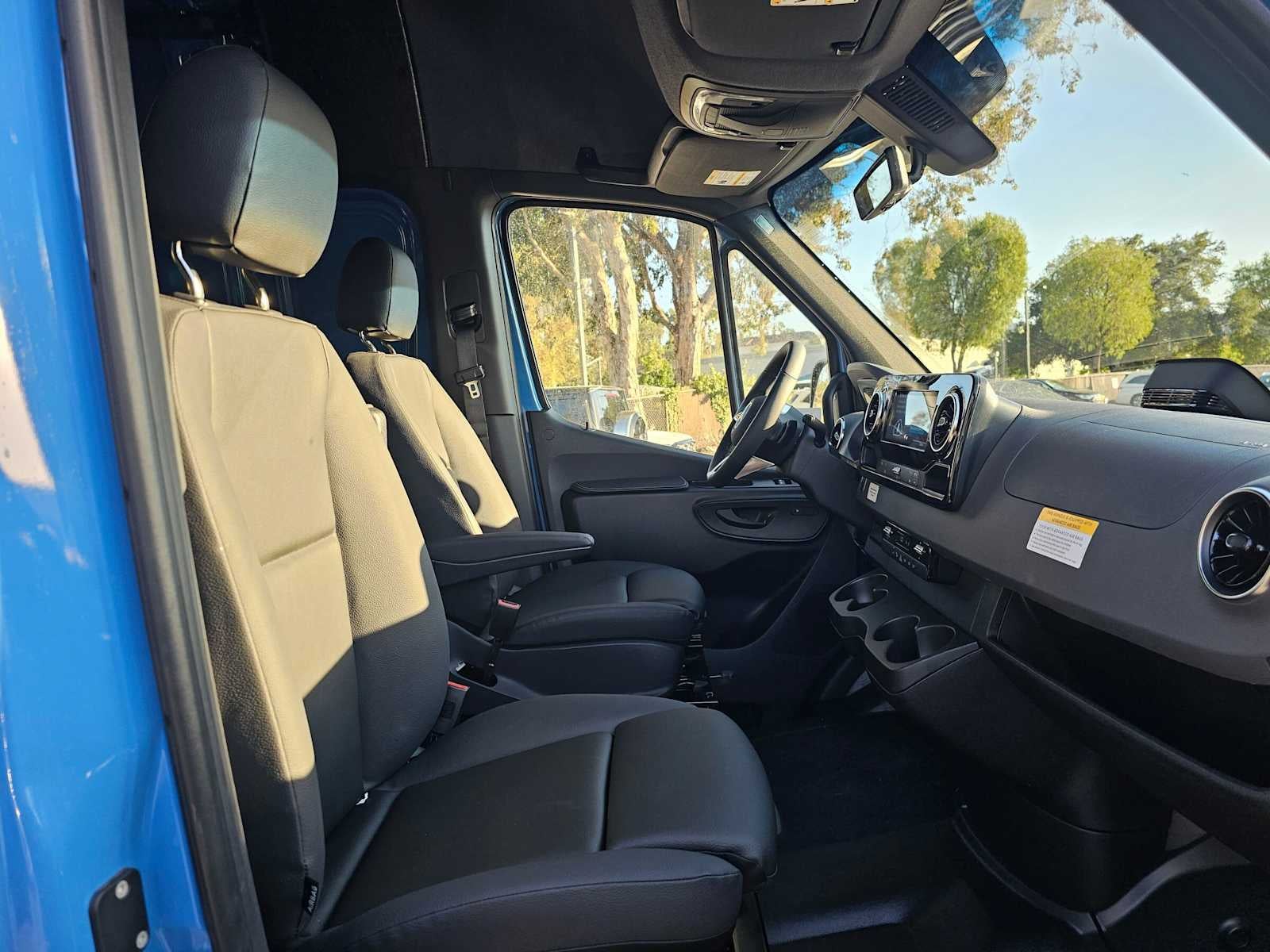 2026 Mercedes-Benz Sprinter Cargo 2500 Standard Roof I4 Diesel HO 144 AWD