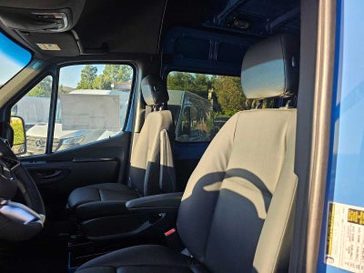 2026 Mercedes-Benz Sprinter Cargo 2500 Standard Roof I4 Diesel HO 144 AWD
