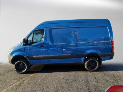 2026 Mercedes-Benz Sprinter Cargo 2500 Standard Roof I4 Diesel HO 144 AWD