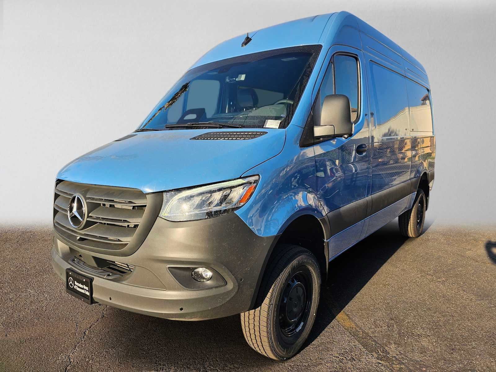 2026 Mercedes-Benz Sprinter Cargo 2500 Standard Roof I4 Diesel HO 144 AWD