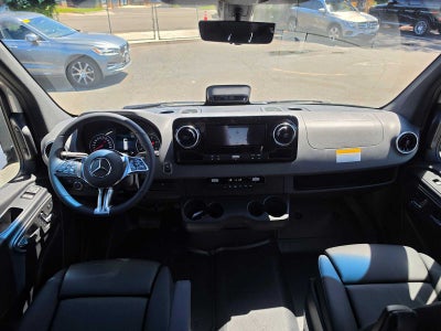 2026 Mercedes-Benz Sprinter Crew 2500 Standard Roof I4 Diesel HO 144 AWD