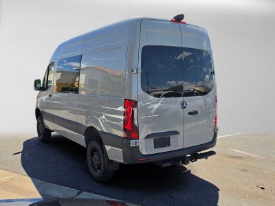 2026 Mercedes-Benz Sprinter Crew 2500 Standard Roof I4 Diesel HO 144 AWD