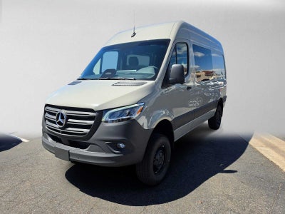 2026 Mercedes-Benz Sprinter Crew 2500 Standard Roof I4 Diesel HO 144 AWD