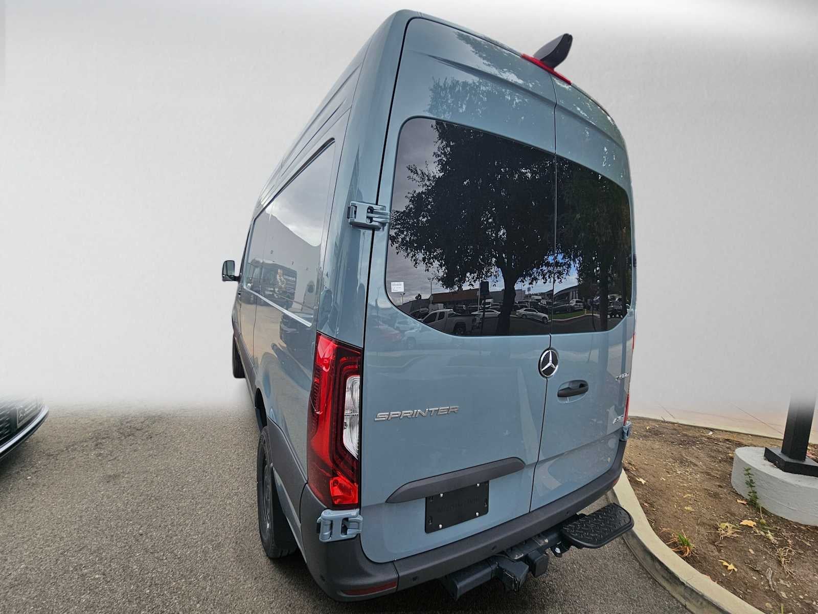 2026 Mercedes-Benz Sprinter Cargo 2500 Standard Roof I4 Diesel HO 144 AWD