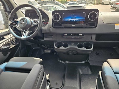 2026 Mercedes-Benz Sprinter 2500 Standard Roof I4 Diesel HO 144 AWD