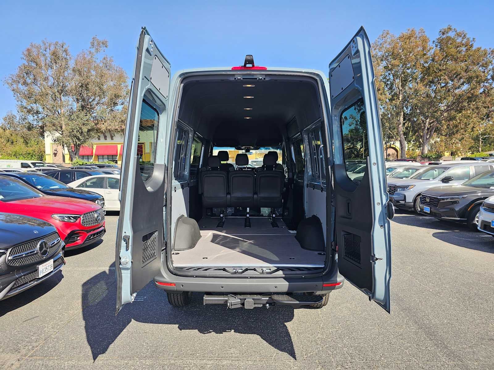2026 Mercedes-Benz Sprinter 2500 Standard Roof I4 Diesel HO 144 AWD