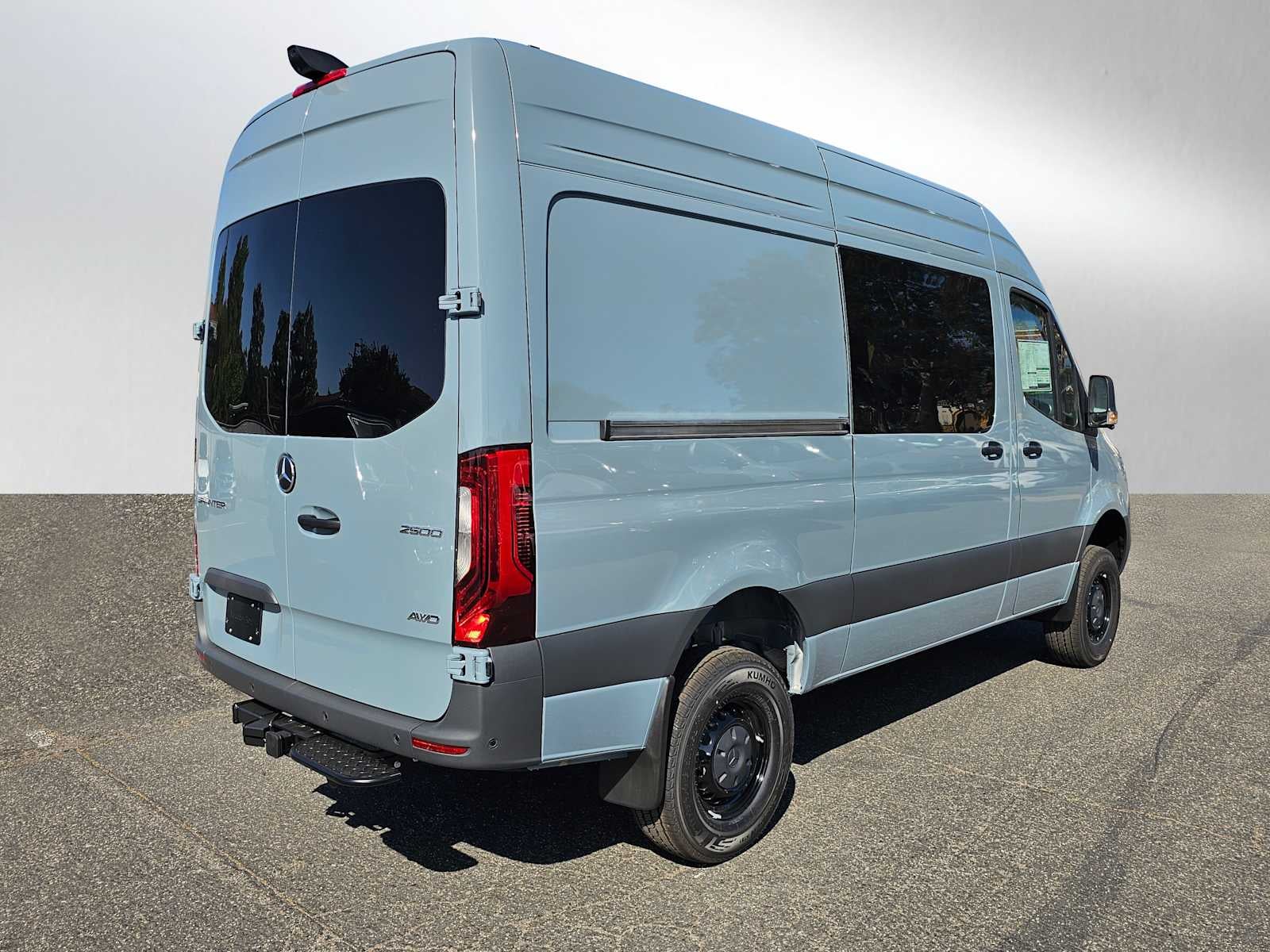 2026 Mercedes-Benz Sprinter 2500 Standard Roof I4 Diesel HO 144 AWD