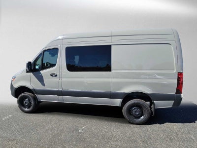 2026 Mercedes-Benz Sprinter 2500 Standard Roof I4 Diesel HO 144 AWD