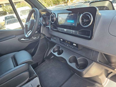 2026 Mercedes-Benz Sprinter 2500 Standard Roof I4 Diesel HO 144 AWD