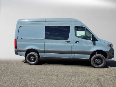 2026 Mercedes-Benz Sprinter 2500 Standard Roof I4 Diesel HO 144 AWD