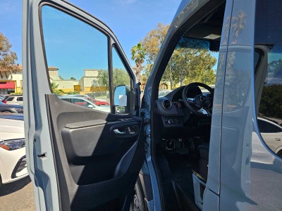 2026 Mercedes-Benz Sprinter 2500 Standard Roof I4 Diesel HO 144 AWD