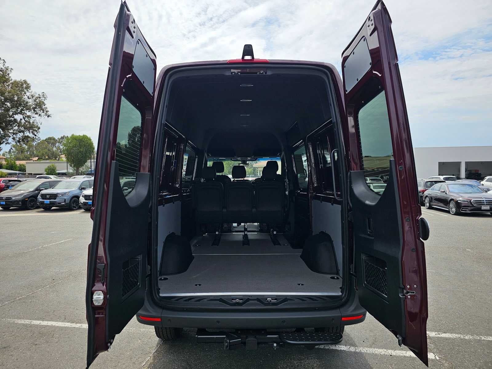 2026 Mercedes-Benz Sprinter Crew 2500 Standard Roof I4 Diesel HO 144 AWD