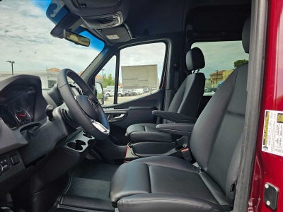 2026 Mercedes-Benz Sprinter Crew 2500 Standard Roof I4 Diesel HO 144 AWD