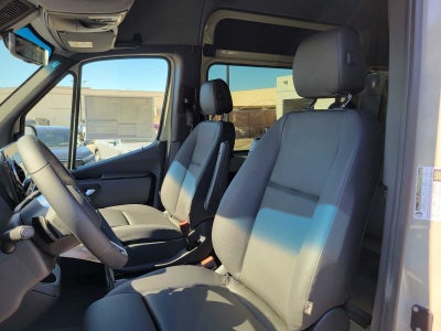 2026 Mercedes-Benz Sprinter Crew 2500 Standard Roof I4 Diesel HO 144 AWD