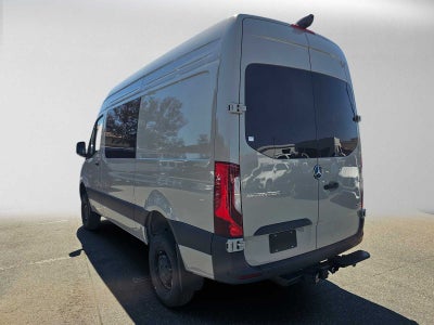 2026 Mercedes-Benz Sprinter Crew 2500 Standard Roof I4 Diesel HO 144 AWD