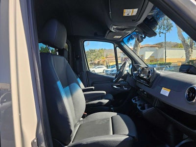 2026 Mercedes-Benz Sprinter Crew 2500 Standard Roof I4 Diesel HO 144 AWD